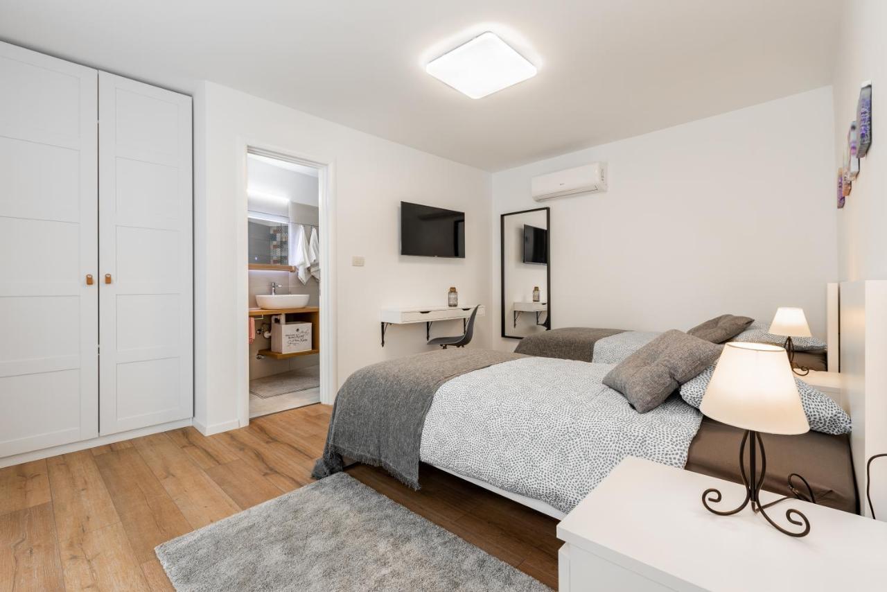 Accommodation Tri Murve プロミン エクステリア 写真